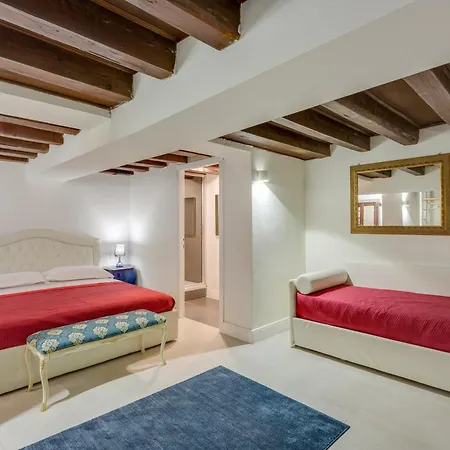 Accommodation In Florence - Duomo-2